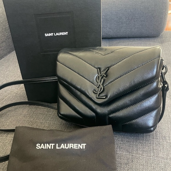 Ysl toy Lou Lou bag in black - Picture 3 of 12